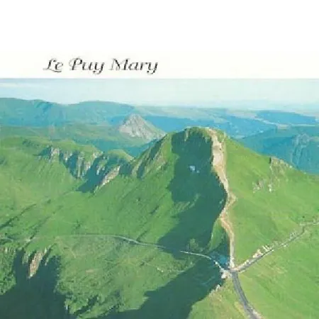 Apartamento Au Pied Des Monts Du Cantal